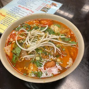 Bun Rieu