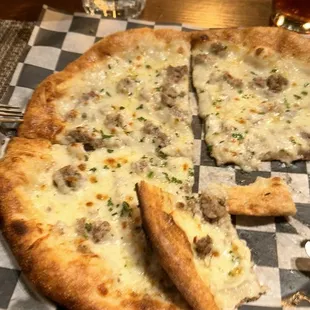 Thyme 2 sausage pizza