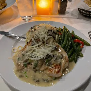 Chicken Piccata with green beans.  Yum!