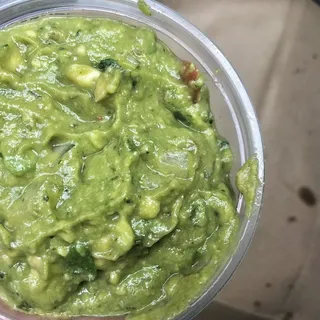Guacamole, Chips & Salsa