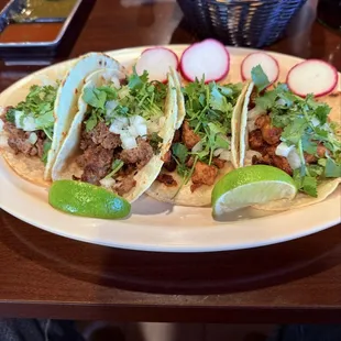 Hubby&apos;s tacos