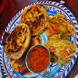 Pupusas Revueltas