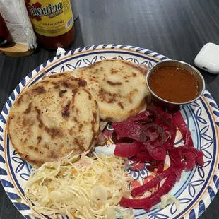Pupusas Mixtas