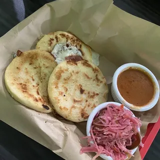 Pupusas Mixtas