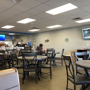 the inside of a fast food restaurant