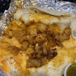 This is supposed to be papas and chorizo.. find me the chorizo.