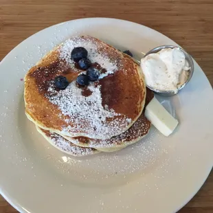 Lemon Ricotta Hot Cakes