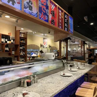Sushi bar