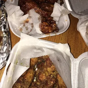 Barbecue and lemon pepper wings