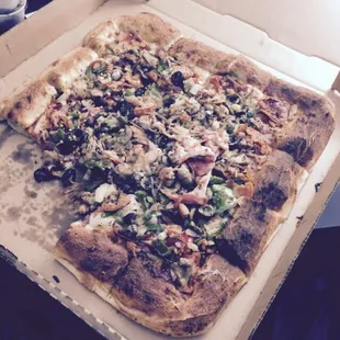 Sicilian Supreme Pizza! Large. Dec/08/15 delivered to Bay Harbor Hotel.