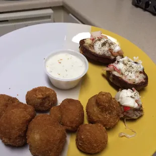 GREAT!!!!! Seafood potato skins and fried mushrooms. Still hot and crispy.