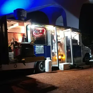 New Lunch Truck up the street in Pearl City