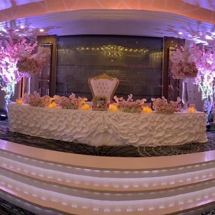 Decor by Tiaras and Tacones