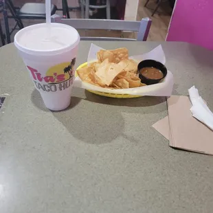 Chips &amp; Salsa