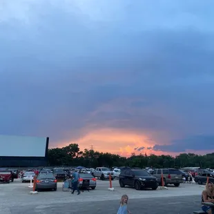 Drive inn night