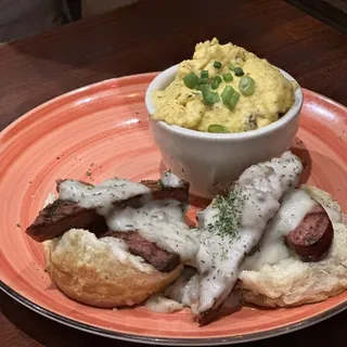 CHET'S SAUSAGE & BISCUITS