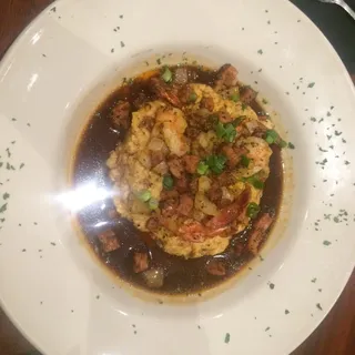 SHRIMP & ANDOUILLE CHEDDAR GRITS