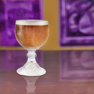 Big Easy vibes, ice-cold schooner beers.