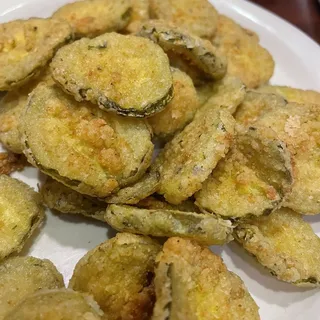 FRIED PICKLE SLICES