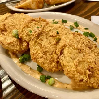 LUNCH FRIED GREEN TOMATO BLT