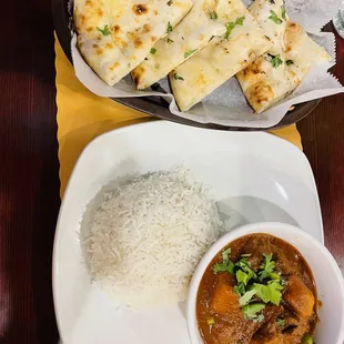 Alu Sha with basmati rice and garlic naan