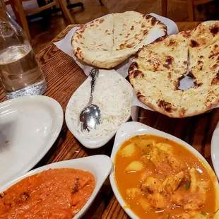 Chicken Curry / Chicken Tikka Masala / Garlic Naan / Cheese Naan - so yummy!