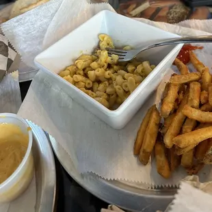 Dried macaroni and cheese