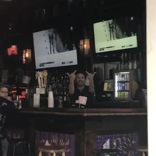 The only place dead on Bourbon Street during Mardi Gras because the bar tender is extremely rude. Very bad experience.