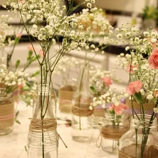 Making unique flower centerpiece for a unique client