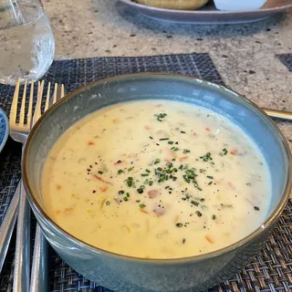 Scottie's Clam Chowder