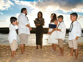 Tie The Knot With Tieesha