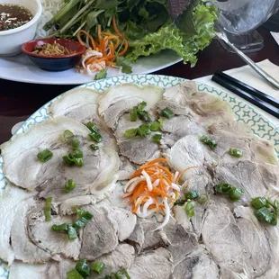 Thit Hap Banh Trang