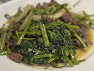 Hoa Binh Restaurant