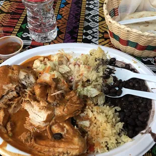 What a wonderfully delicious lunch! It's so much food! April 2018.