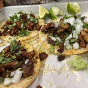 Tacos al pastor