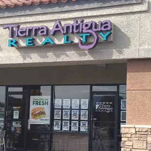 Tierra Antigua Realty
