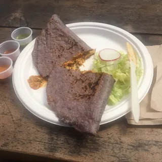 Empanada De Amarillo (Yellow mole)