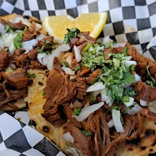 Tacos de birria vampiro