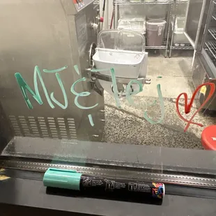 SIGN THE WALL !!