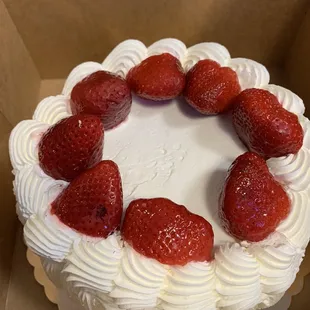 8&quot; Classic Strawberry Shortcake