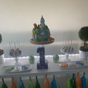 Cake pops and rice crispy treats. Pretzels were not in the picture but were also delicious.