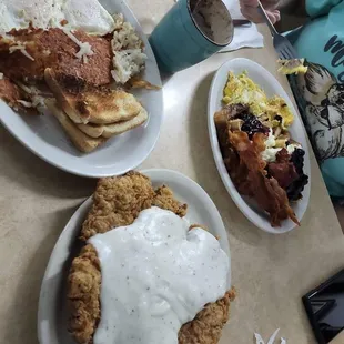 Yes that&apos;s the portions! Amazing !! Will be back with the rest of the family!!