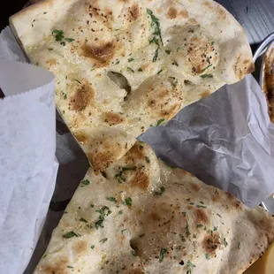 Garlic naan