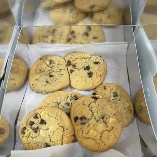 Tiff's Treats Cookie Delivery