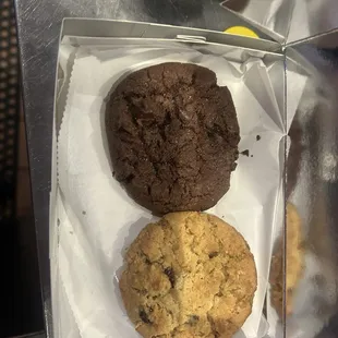 Oatmeal raisin cookie, and Double chocolate chip.