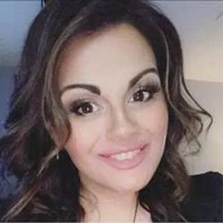 Melanie L.
