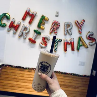 Da hong Pao Milktea with Agar Boba