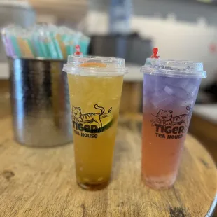 Green bottom and Dragon Tea