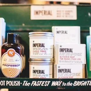 men&apos;s apothecary items