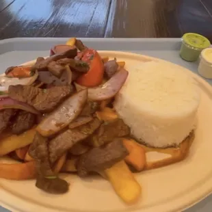 Lomo Saltado